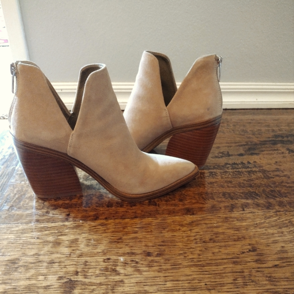 Vince Camuto booties